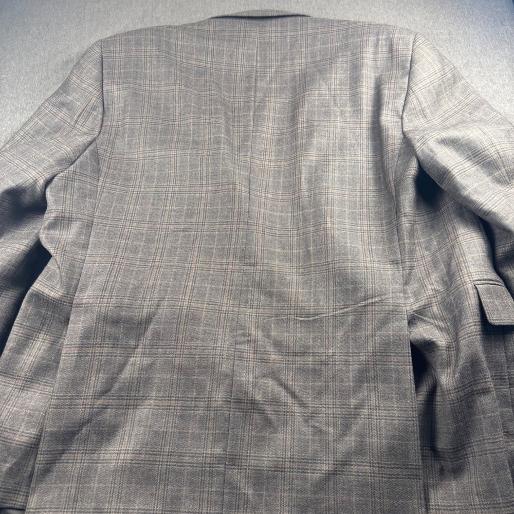 Jos. A. Bank Traveler's Collection 46R Grey Brown Plaid 100% Wool Blazer Jacket - Picture 7 of 7